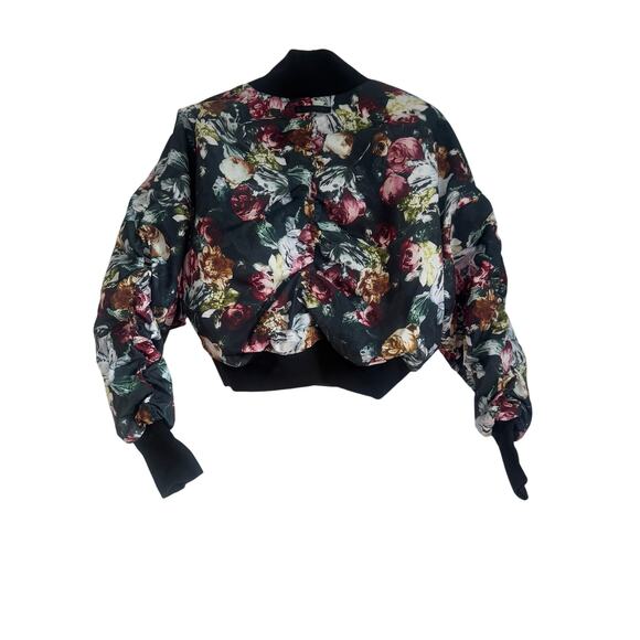 Nike Tech Pack Women's Floral Bomber Jacket Reversible Floral Jacket S NWOT - Picture 13 of 13